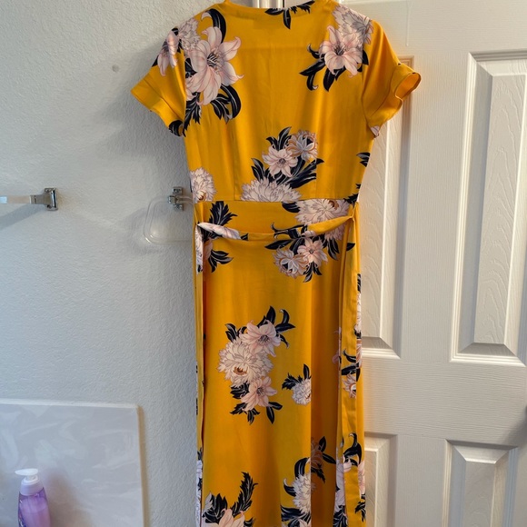 Floral Midi Dress - Picture 5 of 5